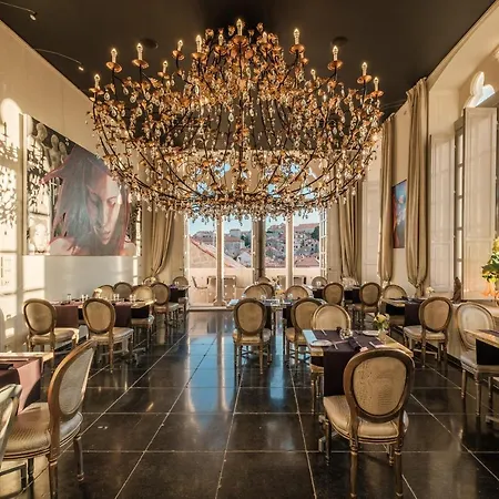 アパート プリイェコ パレス