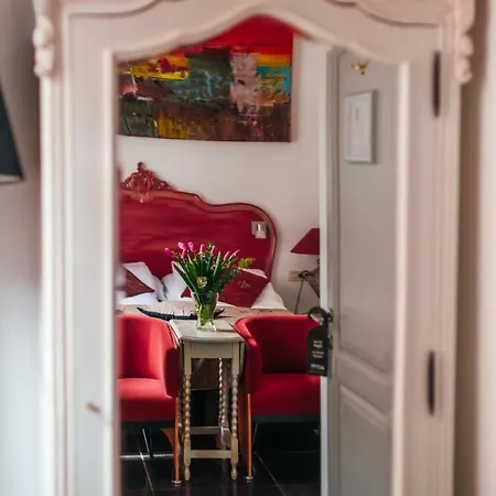 プリイェコ パレス アパート