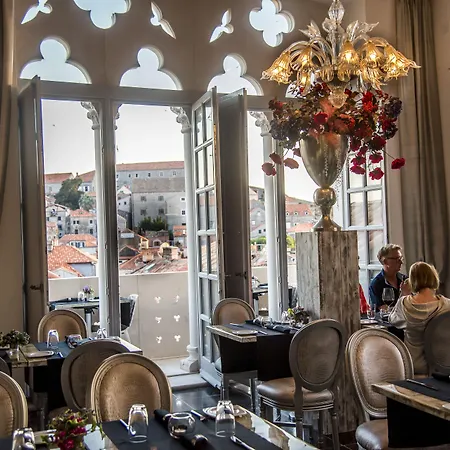 Prijeko Palace * Dubrovnik