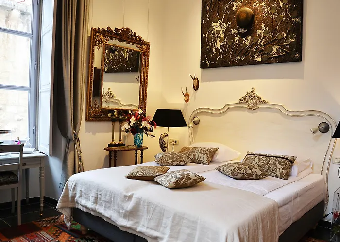 Prijeko Palace דירה *