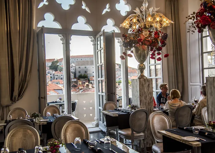Prijeko Palace * Dubrovnik